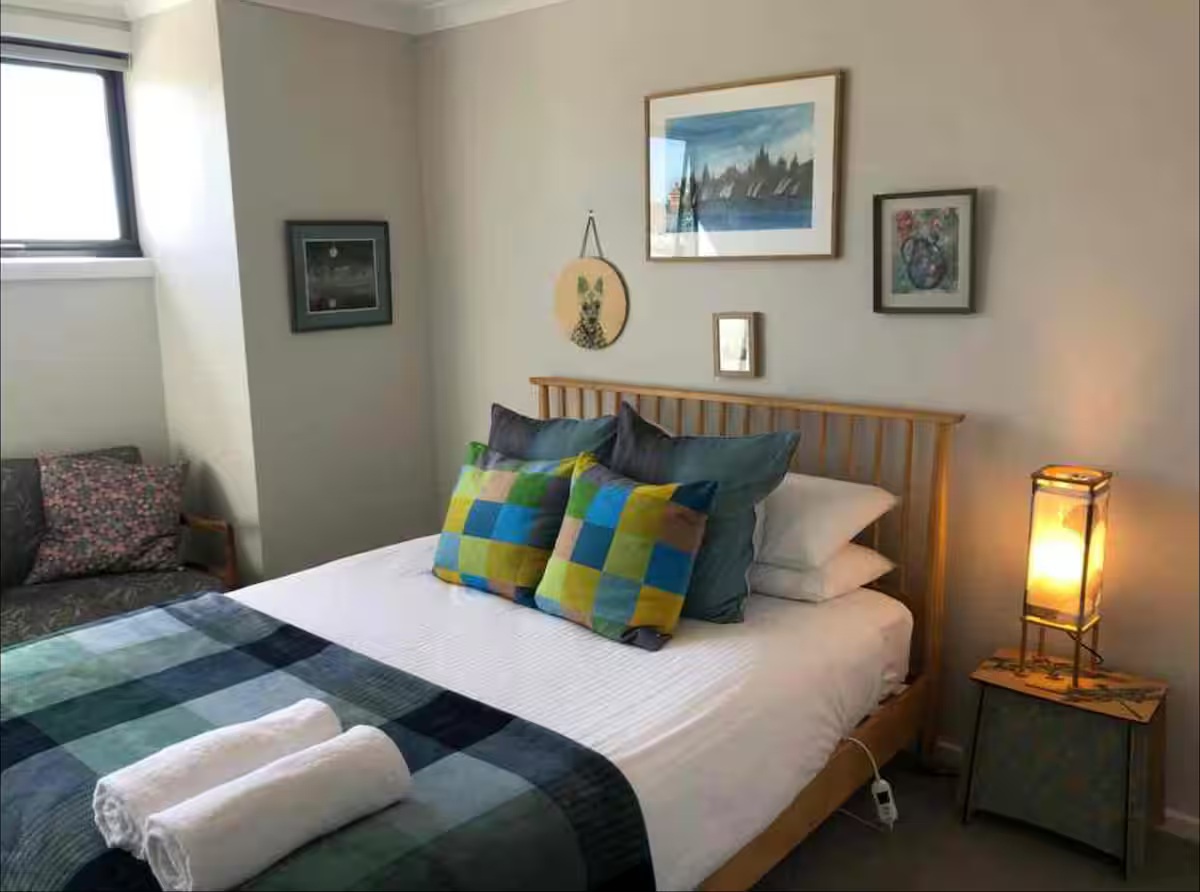 Entire home in Canadian