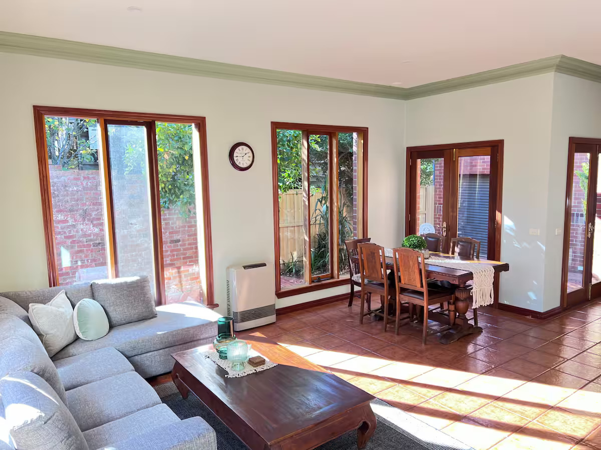 Welcome to Goldfields Manor-1